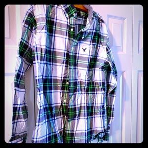 American Eagle long sleeve shirt. Size S